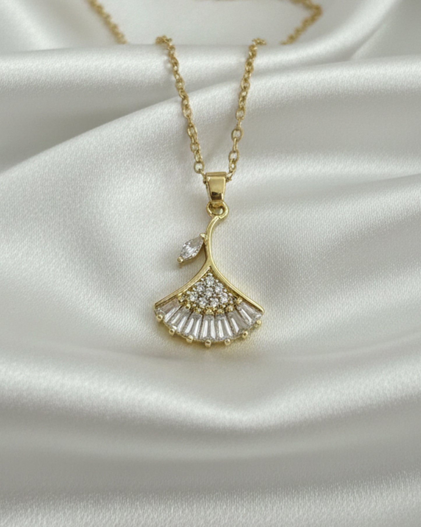 Noor-E-Eid | Flower Necklace | Luxe Gift Set