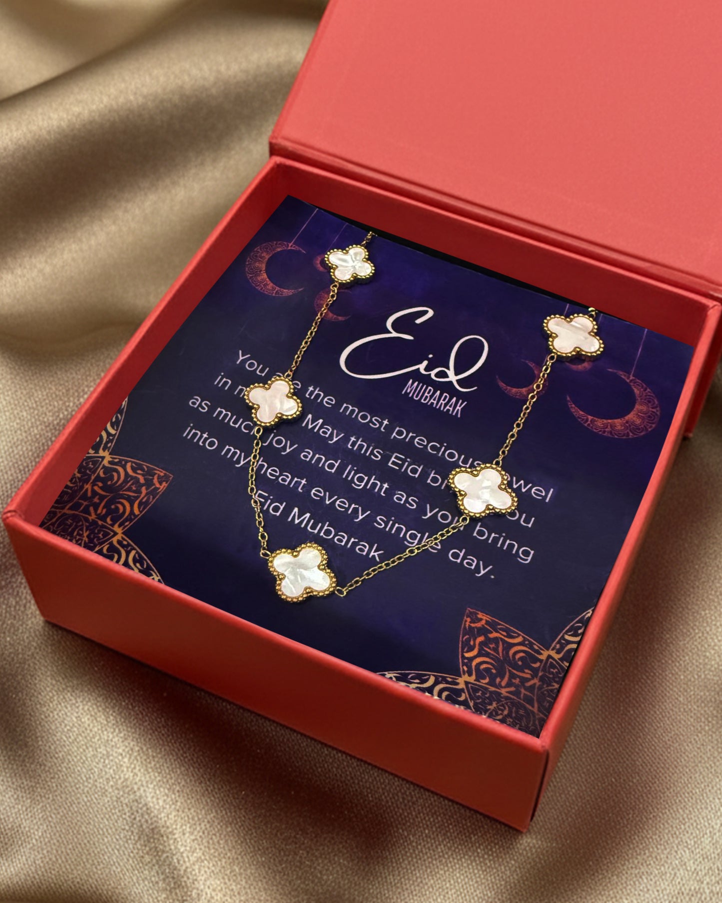 Noor-E-Eid | Five Clover MOP Necklace | Luxe Gift Set
