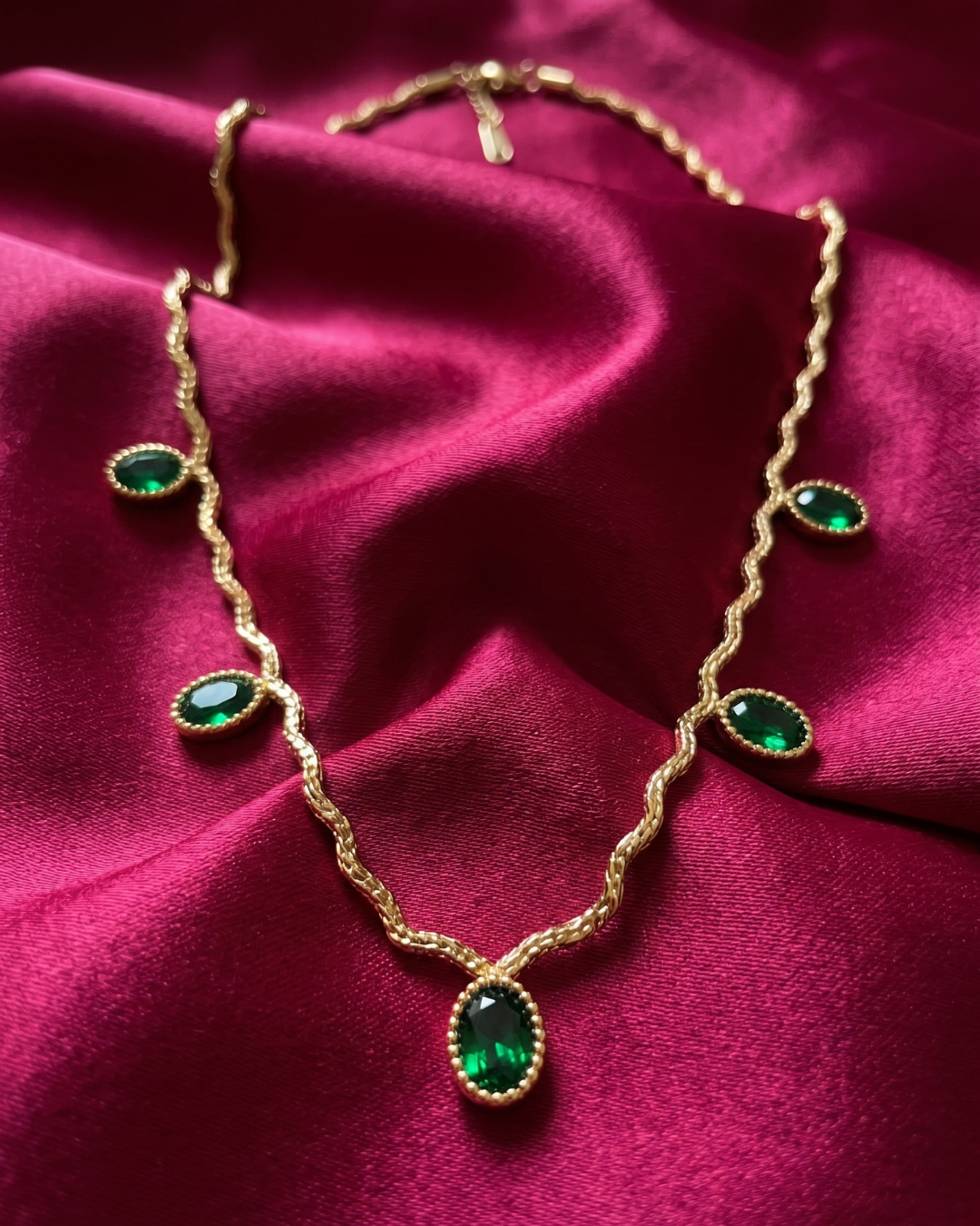 Emerald Green Curve Chain Necklace Birthday Gift Set