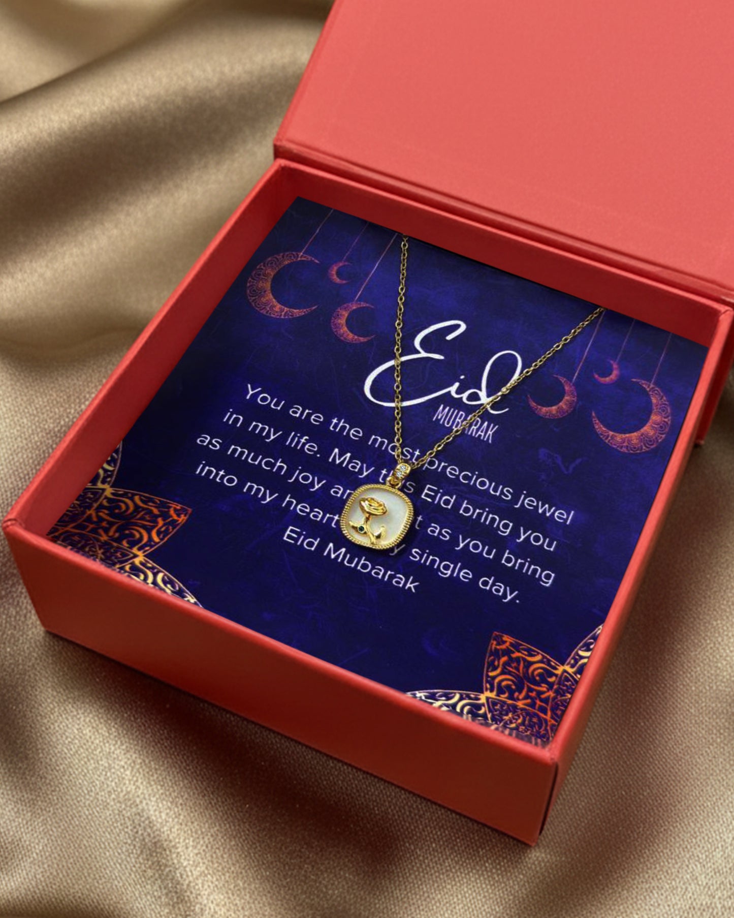 Noor-E-Eid | Flower Shell Pendant Necklace | Luxe Gift Set