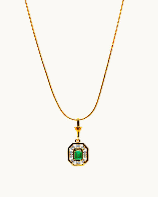 Emerald Glow Vintage Necklace