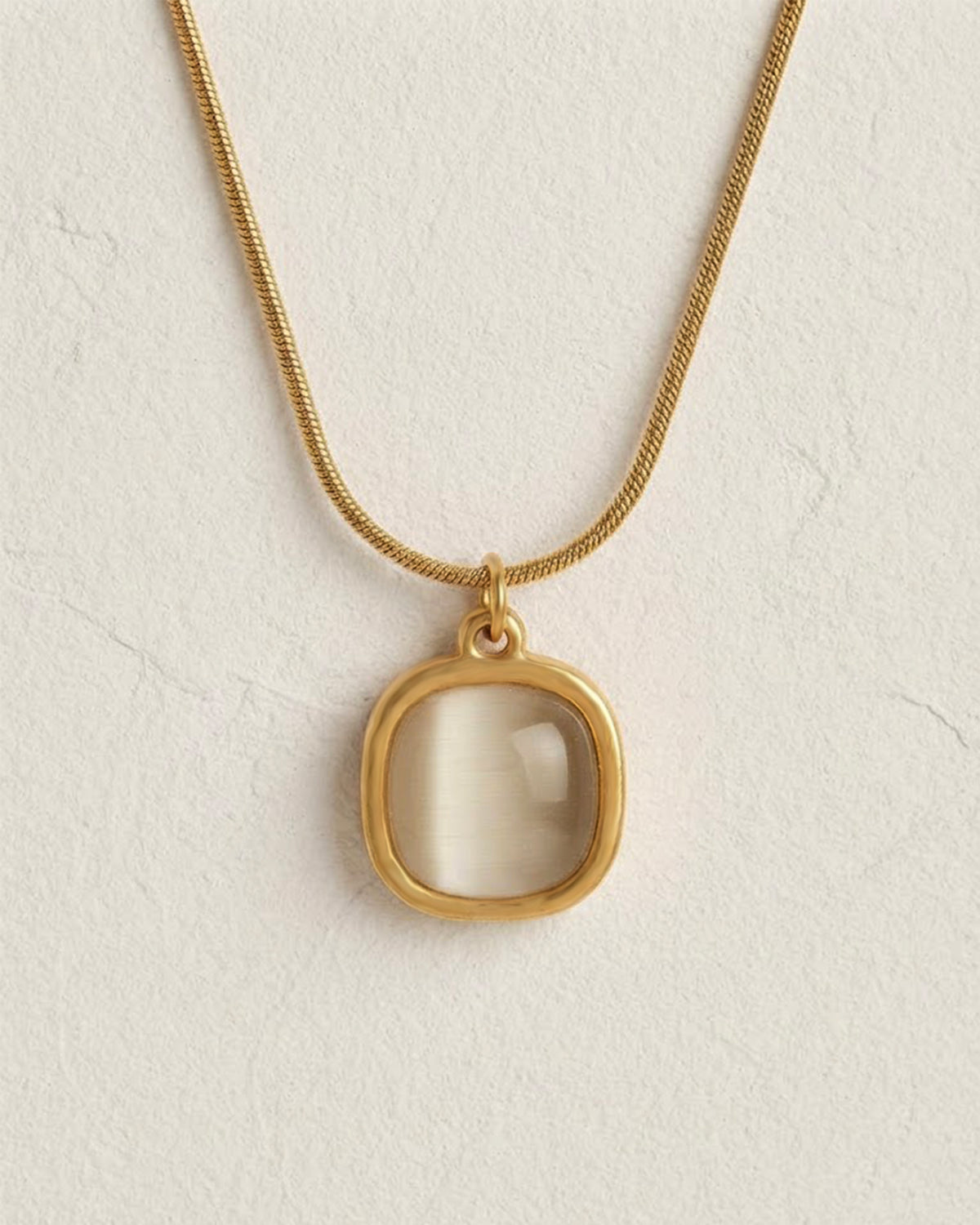 Vintage Cushion Cat's Eye Pendant Necklace